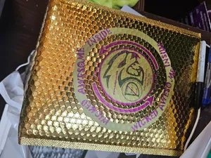 BottleOpenersNow.Com - Custom Holographic Bubble Mailers