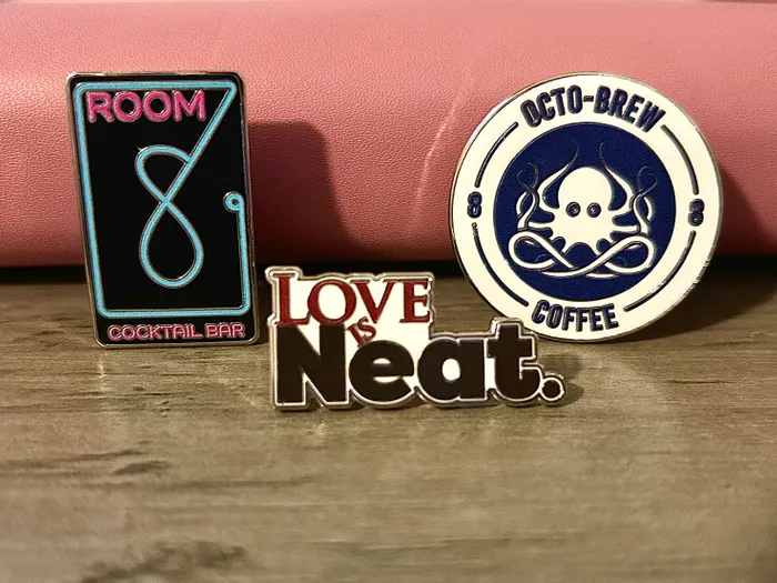 BottleOpenersNow.Com - Hard Enamel Pin