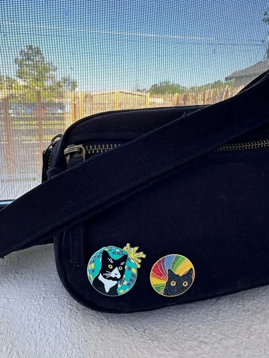 BottleOpenersNow.Com - Hard Enamel Pin