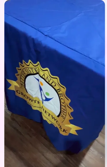 BottleOpenersNow.Com - Custom Rectangle Table Covers