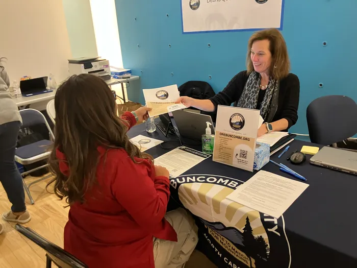 BottleOpenersNow.Com - Custom Rectangle Table Covers