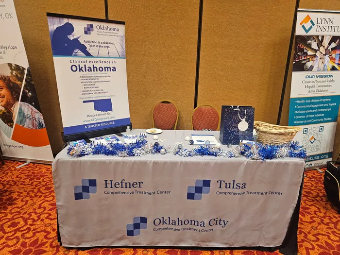 BottleOpenersNow.Com - Custom Rectangle Table Covers