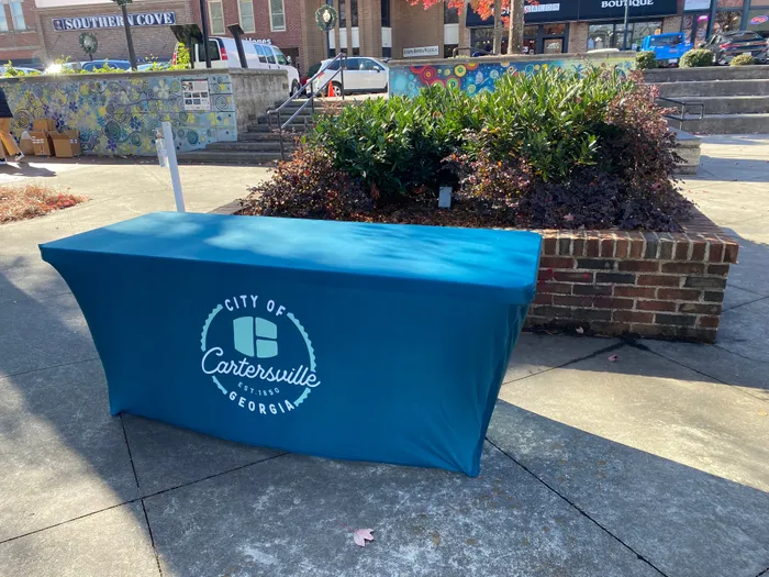 BottleOpenersNow.Com - Custom Rectangle Table Covers