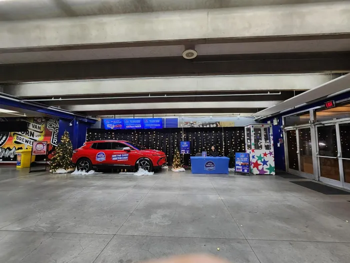 BottleOpenersNow.Com - Custom Rectangle Table Covers