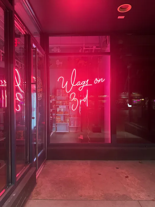 BottleOpenersNow.Com - Custom Neon Sign