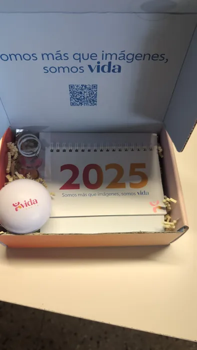 BottleOpenersNow.Com - Custom Mailer Box