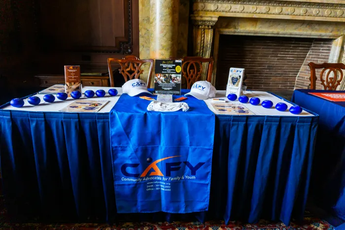 BottleOpenersNow.Com - Custom Rectangle Table Covers