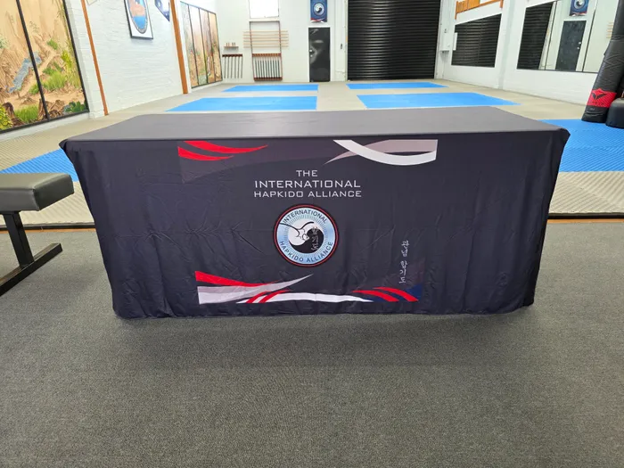 BottleOpenersNow.Com - Custom Rectangle Table Covers