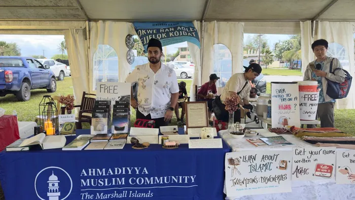 BottleOpenersNow.Com - Custom Rectangle Table Covers