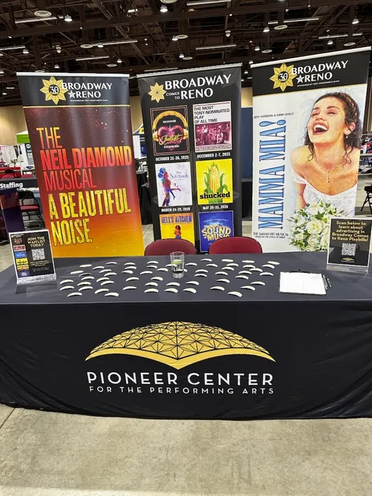 BottleOpenersNow.Com - Custom Rectangle Table Covers