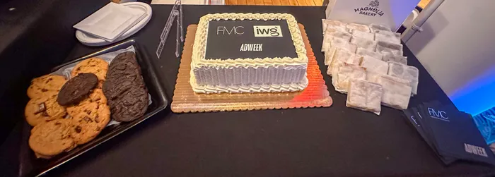 BottleOpenersNow.Com - Custom Foil Stamped Beverage Napkin