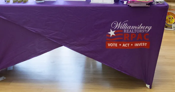 BottleOpenersNow.Com - Custom Rectangle Table Covers