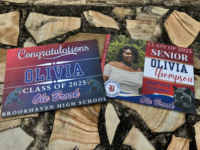 BottleOpenersNow.Com - Graduation Outdoor Yard Sign