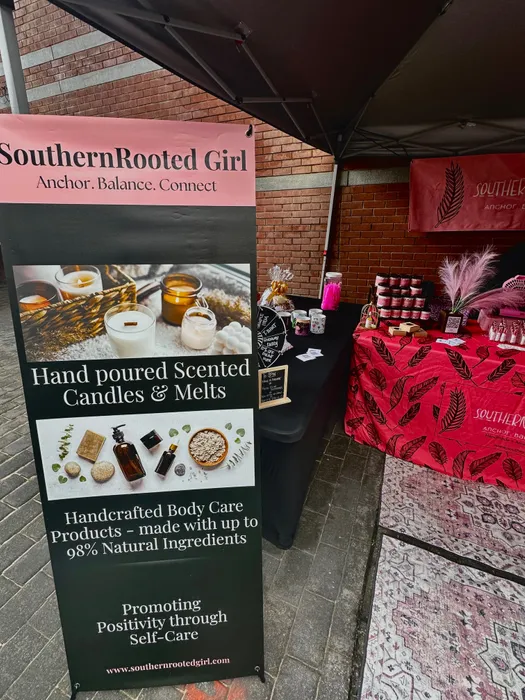 BottleOpenersNow.Com - Korean Style X Banner Stands