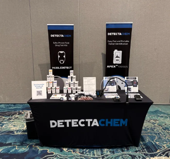 BottleOpenersNow.Com - Custom Rectangle Table Covers