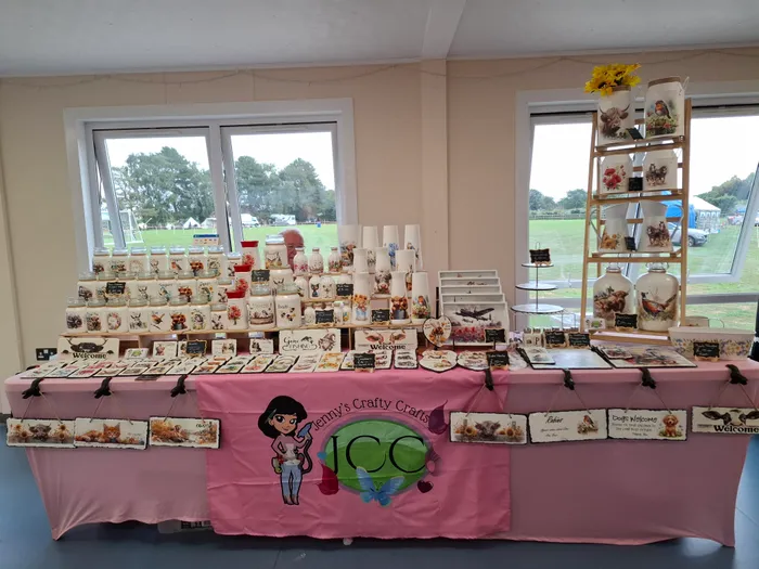 BottleOpenersNow.Com - Custom Rectangle Table Covers