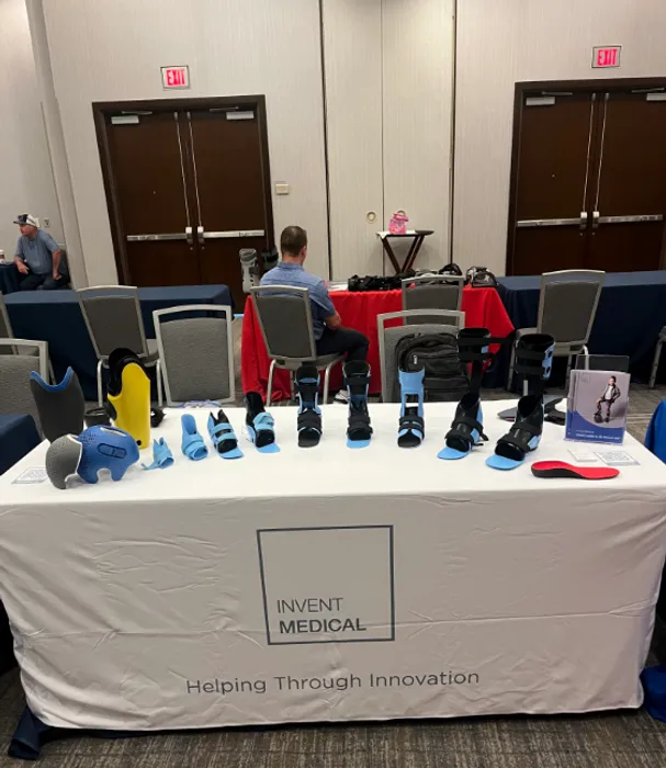 BottleOpenersNow.Com - Custom Rectangle Table Covers