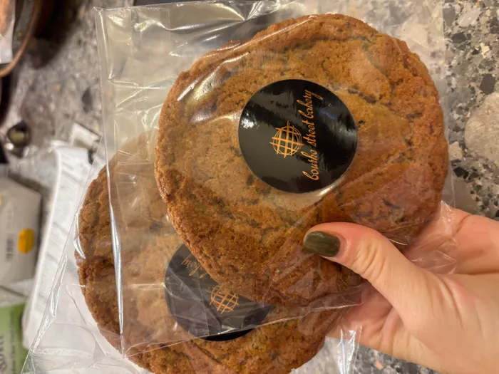 BottleOpenersNow.Com - Circle Stickers