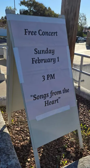 BottleOpenersNow.Com - Custom Vinyl Banners