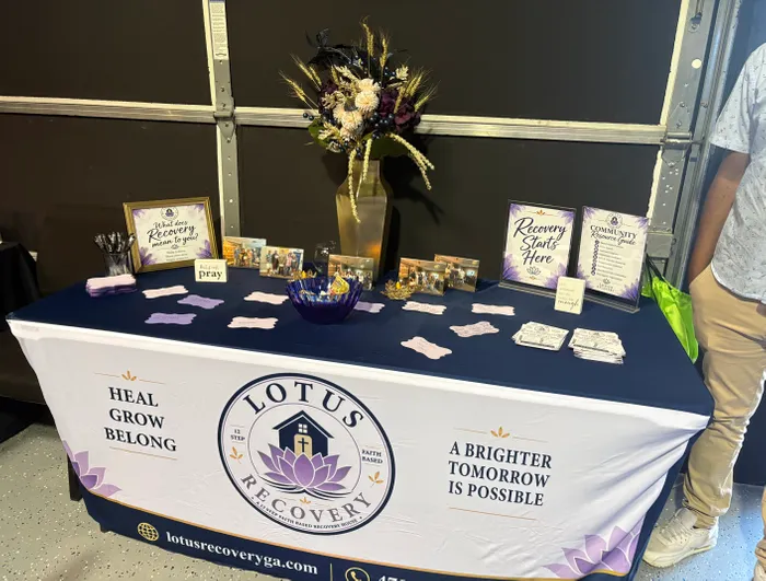 BottleOpenersNow.Com - Custom Rectangle Table Covers